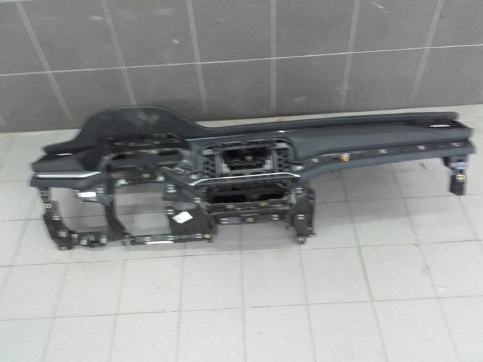 Skoda Octavia IV / NX Dashboard OEM 5E4857007G