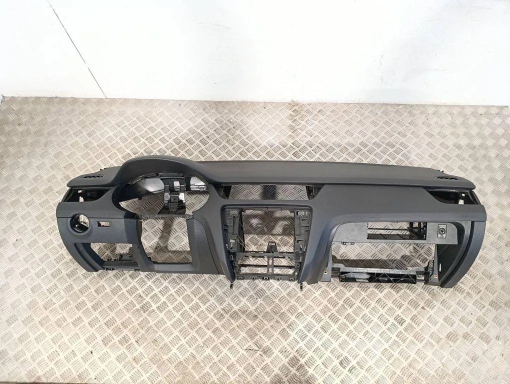 Skoda Octavia III / 5E Dashboard LHD