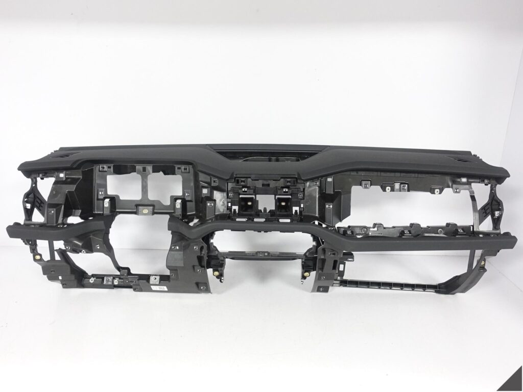 Skoda Kodiaq II / 57H Dashboard OEM 57H857007