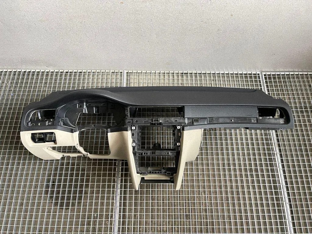 Skoda Superb II / 3T Dashboard LHD OEM 3T1857007B
