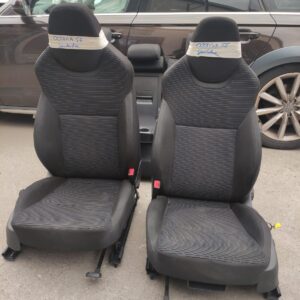 Skoda Octavia III 5E RS Sports Seat Set Black