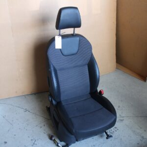 Skoda Octavia III 5E Facelift Front Right Seat