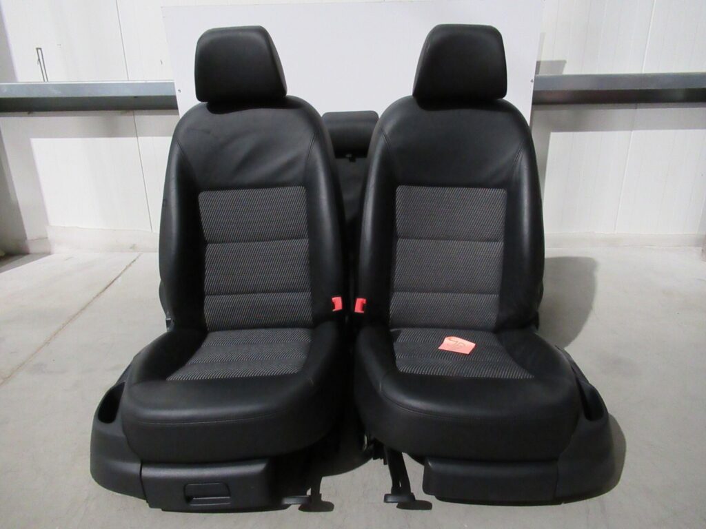 Skoda Octavia II 1Z Seat Set