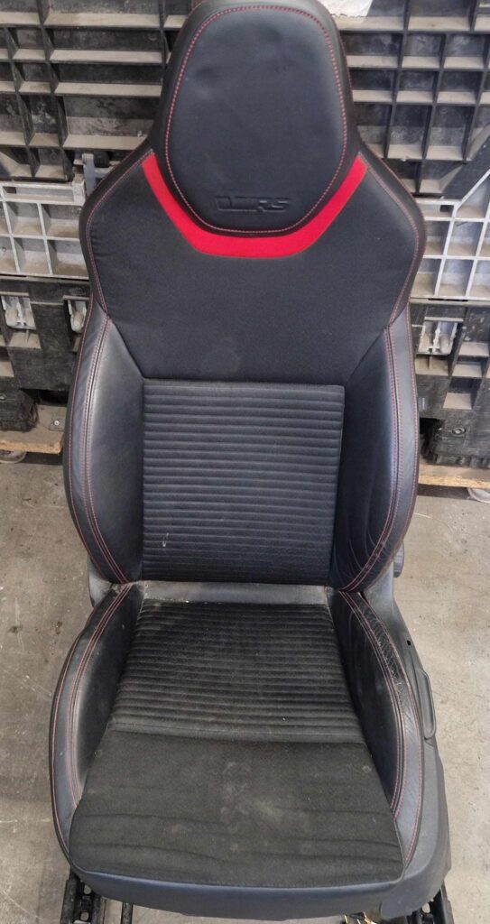 Skoda Octavia III 5E RS Front Left Seat