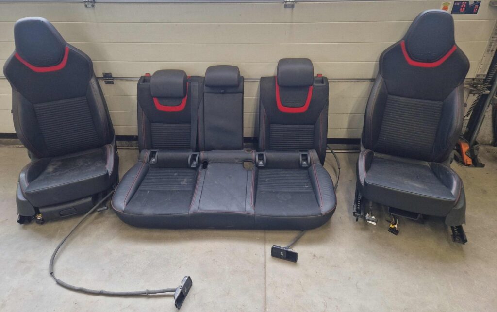 Skoda Octavia III 5E RS Seat Set