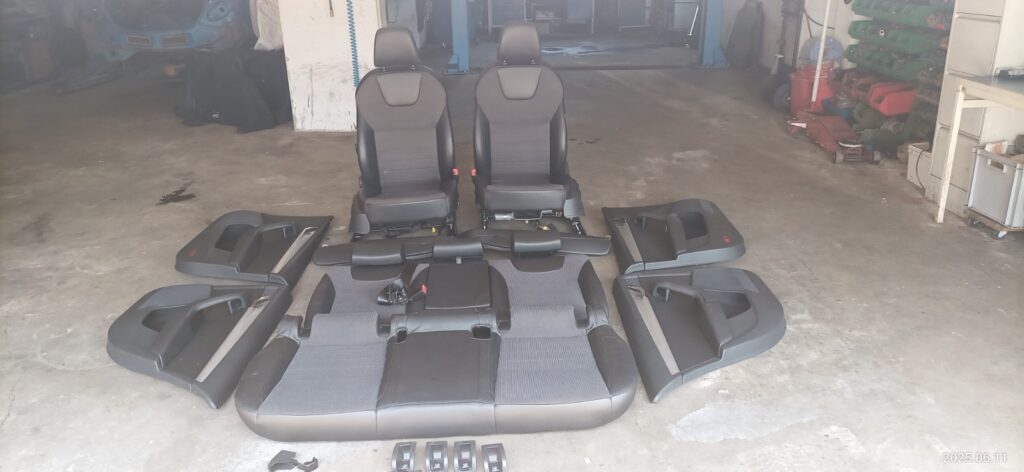 Skoda Octavia III 5E Heated Seat Set