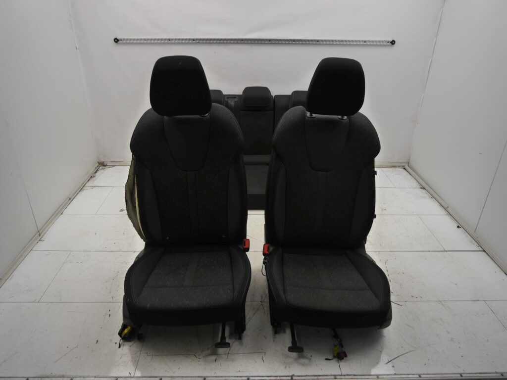 Skoda Octavia IV NX5 Seat Set