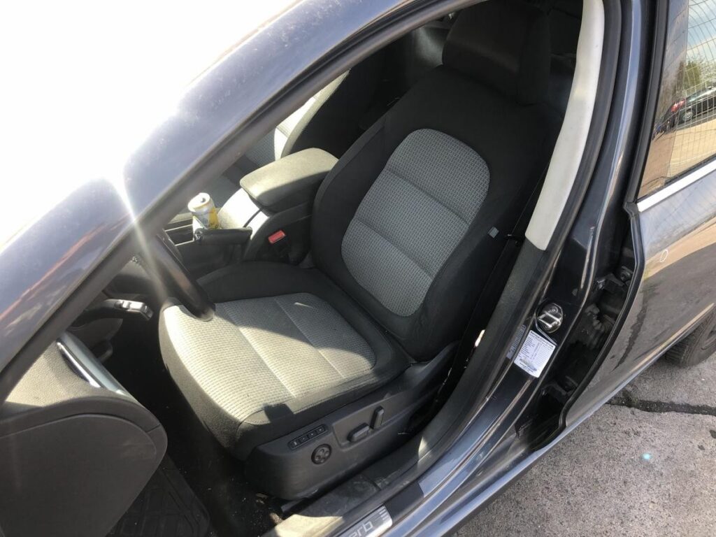 Skoda Superb II 3T Front Left Electric Memory Seat