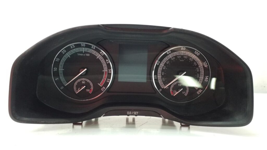 Skoda Kodiaq Analogue Instrument Cluster with Display OEM 565920941