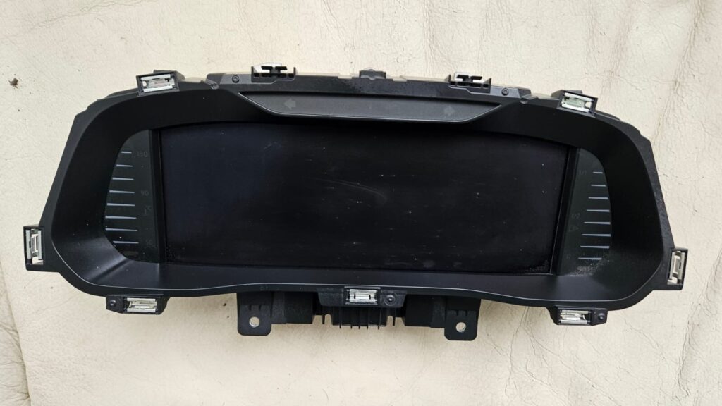 Skoda Octavia IV NX Digital Instrument Cluster OEM 5E3920770C