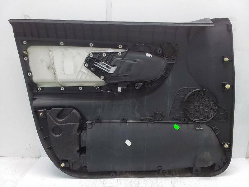 Skoda Fabia II 5J Front Right Door Panel