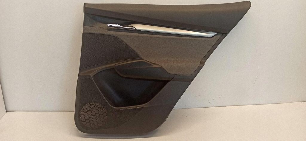 Skoda Enyaq Rear Right Door Panel OEM 5LE867024B