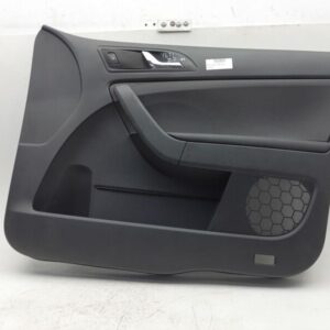 Skoda Yeti 5L Front Right Door Panel OEM 5L1867006AB