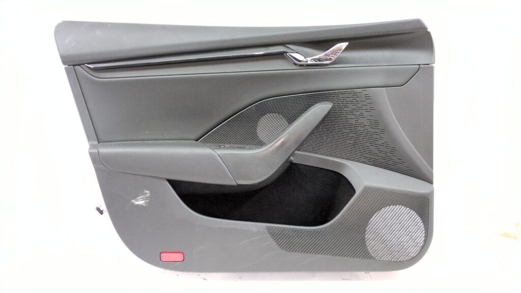 Skoda Octavia IV NX Door Panel OEM 5E4867013A