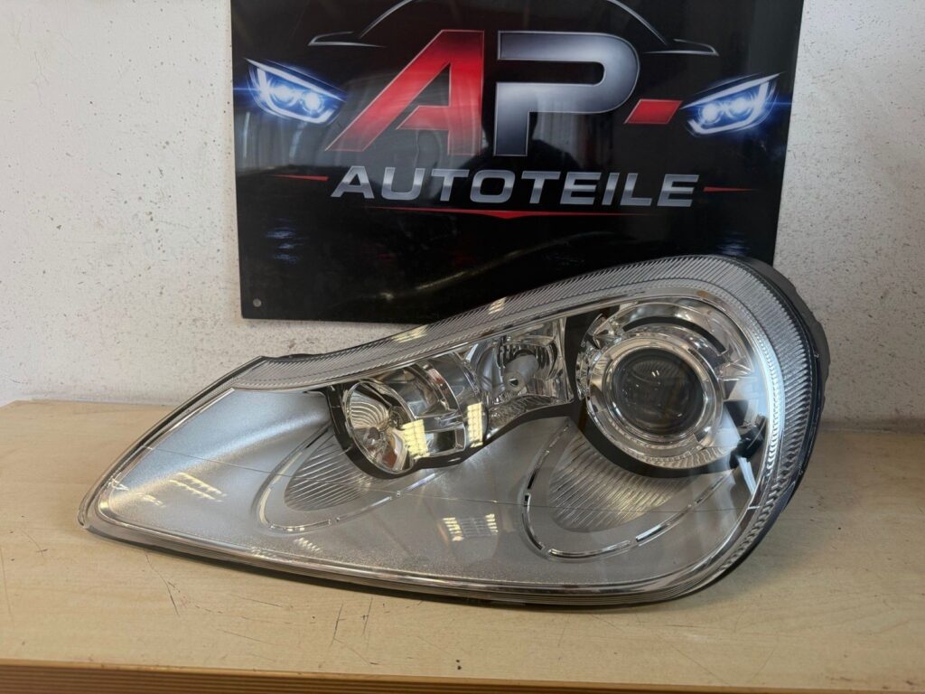 Porsche Cayenne 9PA / 957 Front Left Xenon Headlight OEM 7L5941031K