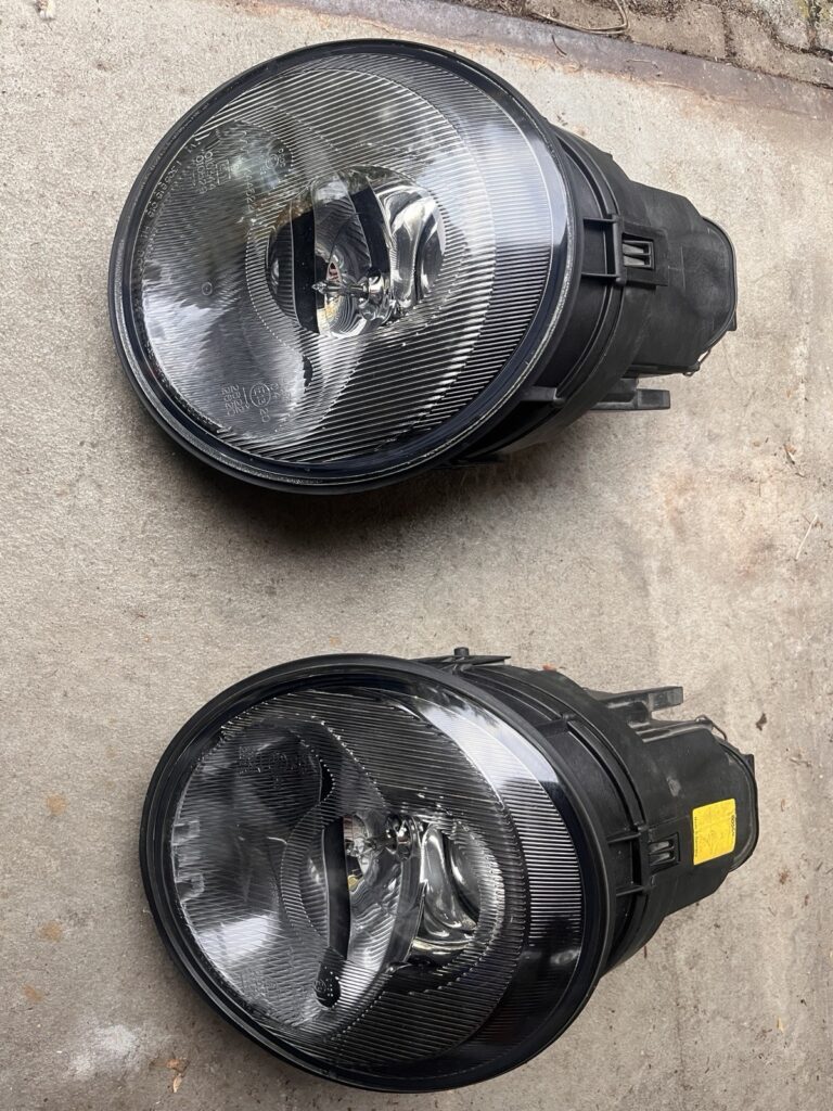 Porsche 911 993 Front Headlight Set OEM 99363103200 / 99363103100