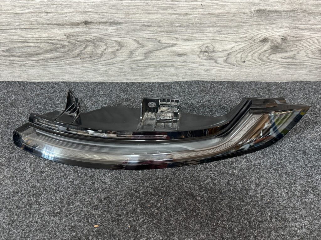 Porsche 911 992 Rear Right Tail Light OEM 992945092E