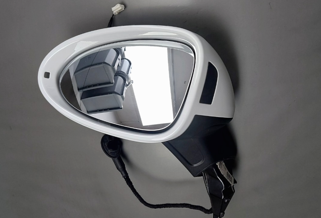 Porsche Macan 95B Left Side Mirror Carrera White OEM 95B857507F