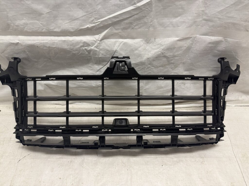 Porsche Cayenne Front Grille OEM 9Y0807683AS