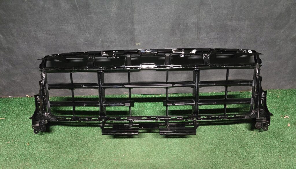 Porsche Cayenne 9Y0 Facelift Front Grille OEM 9Y0807683BD