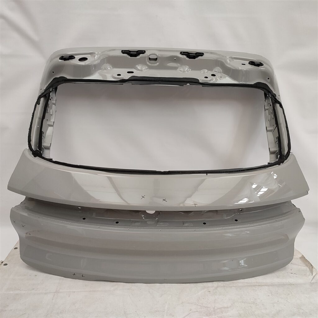Porsche Cayenne 9Y0 Facelift Rear Tailgate