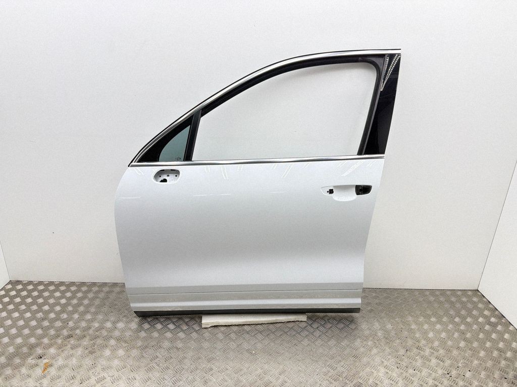 Porsche Cayenne 92A Front Left Door