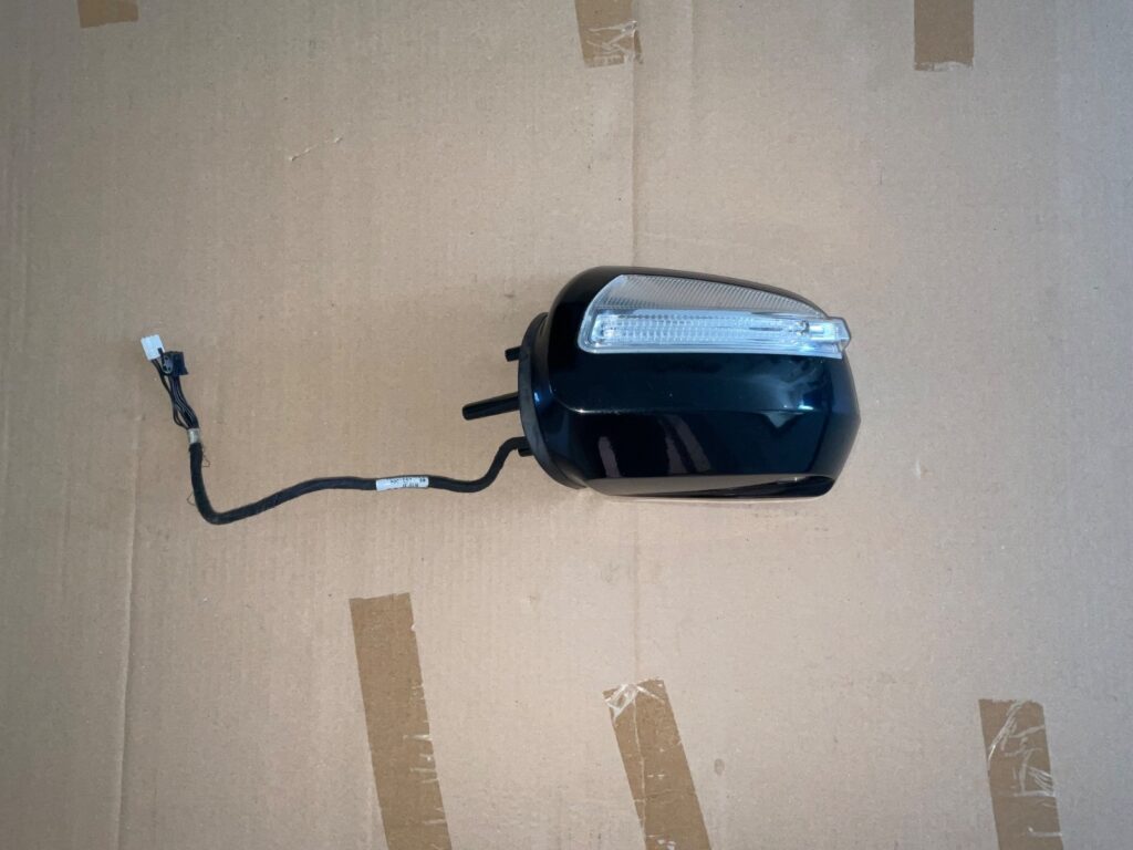 Mercedes ML W164 Left Exterior Mirror Black OEM A1648109916