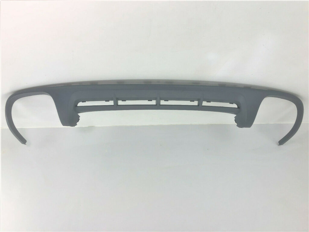 Porsche Macan GTS Sport Design Rear Bumper Diffuser Trim