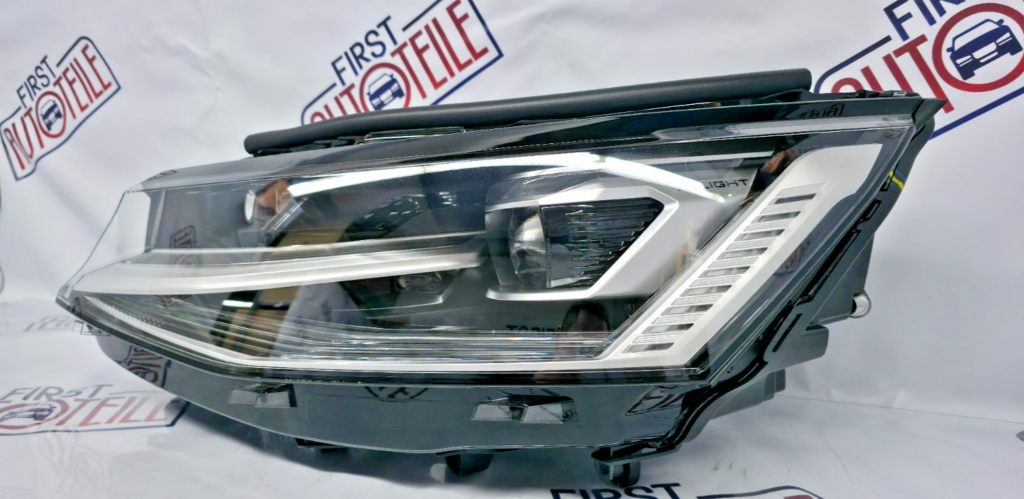 Volkswagen Multivan T7 Front Left LED Headlight