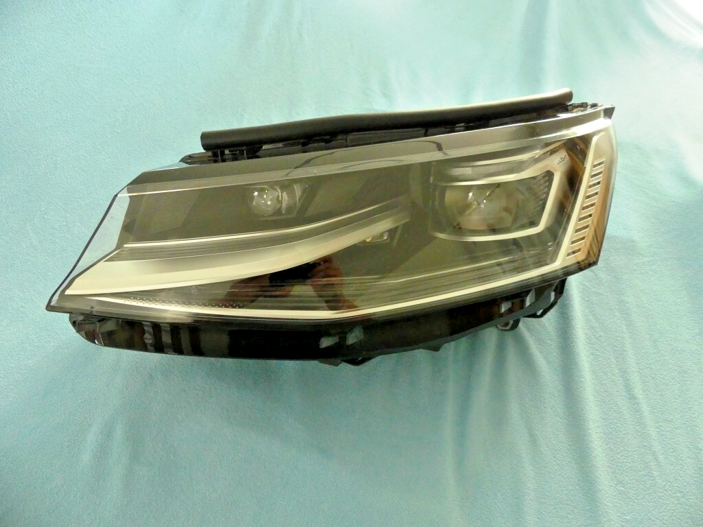 Volkswagen Transporter T7 Front Left LED Headlight Black OEM 7T1941081E