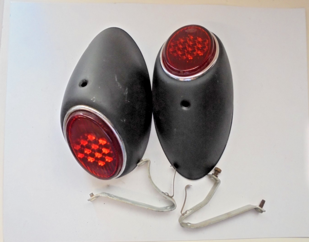 Volkswagen Beetle Ovali Rear Left / Right Incandescent Tail Light Set Primed