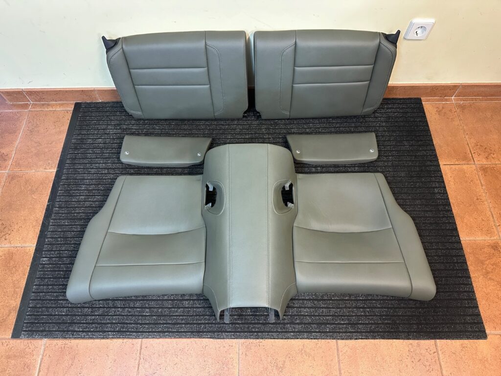 Porsche 911 992 Rear Seat Set Agave Green