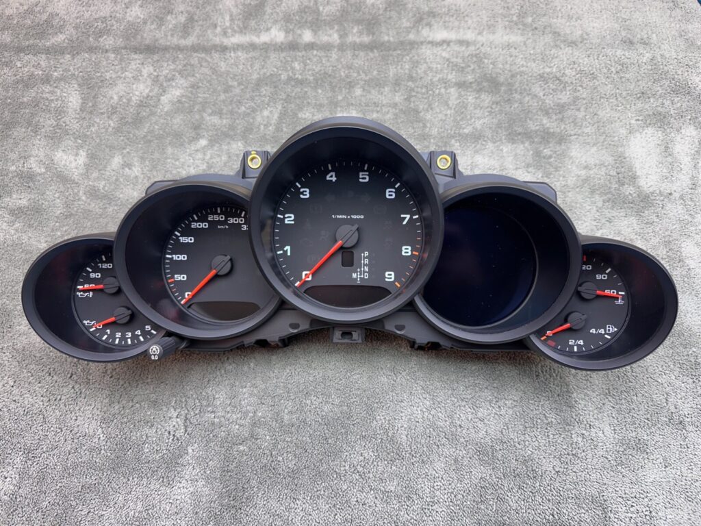 Porsche 911 Carrera 991 Instrument Cluster OEM 99164114421A05