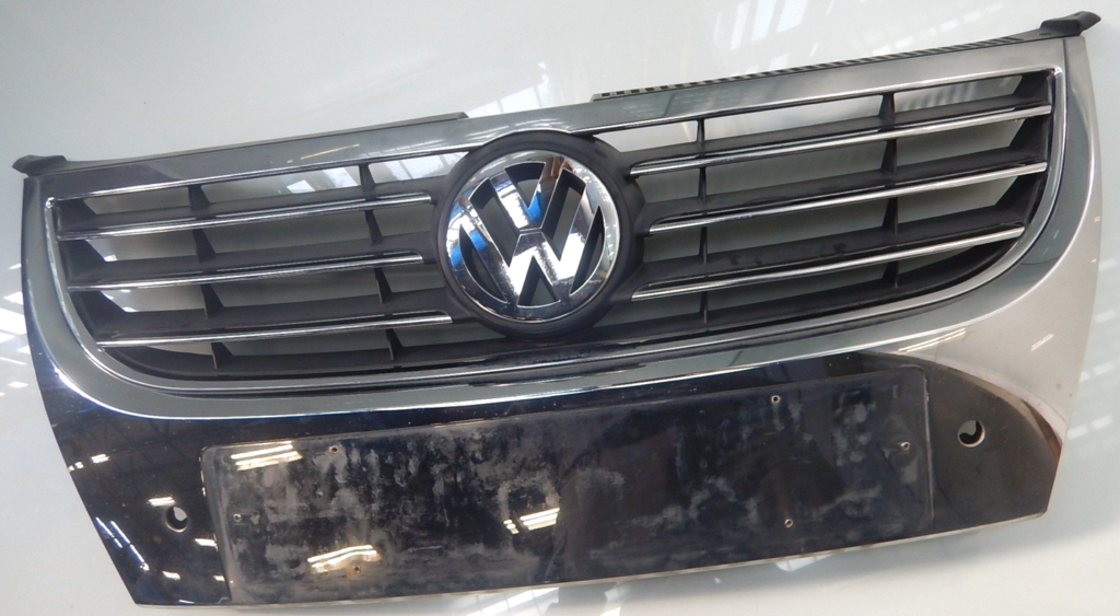 Volkswagen Touran 1T Facelift Front Grille OEM 1T0853651G