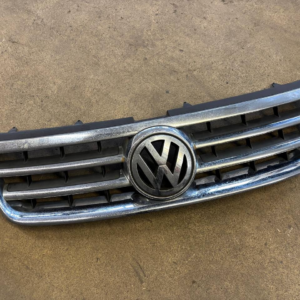 Volkswagen Touareg 7L Front Grille Black OEM 7L6853651A