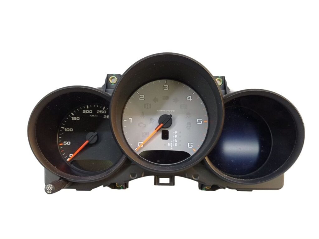 Porsche Macan S Diesel 95B Instrument Cluster OEM 95B920904AJ8N3