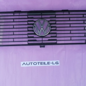 Volkswagen Jetta I Front Grille Set OEM 161853593