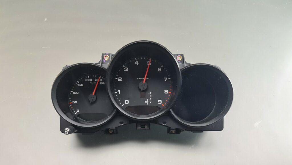 Porsche Cayman / Boxster 981 Instrument Cluster OEM 98164110413A05