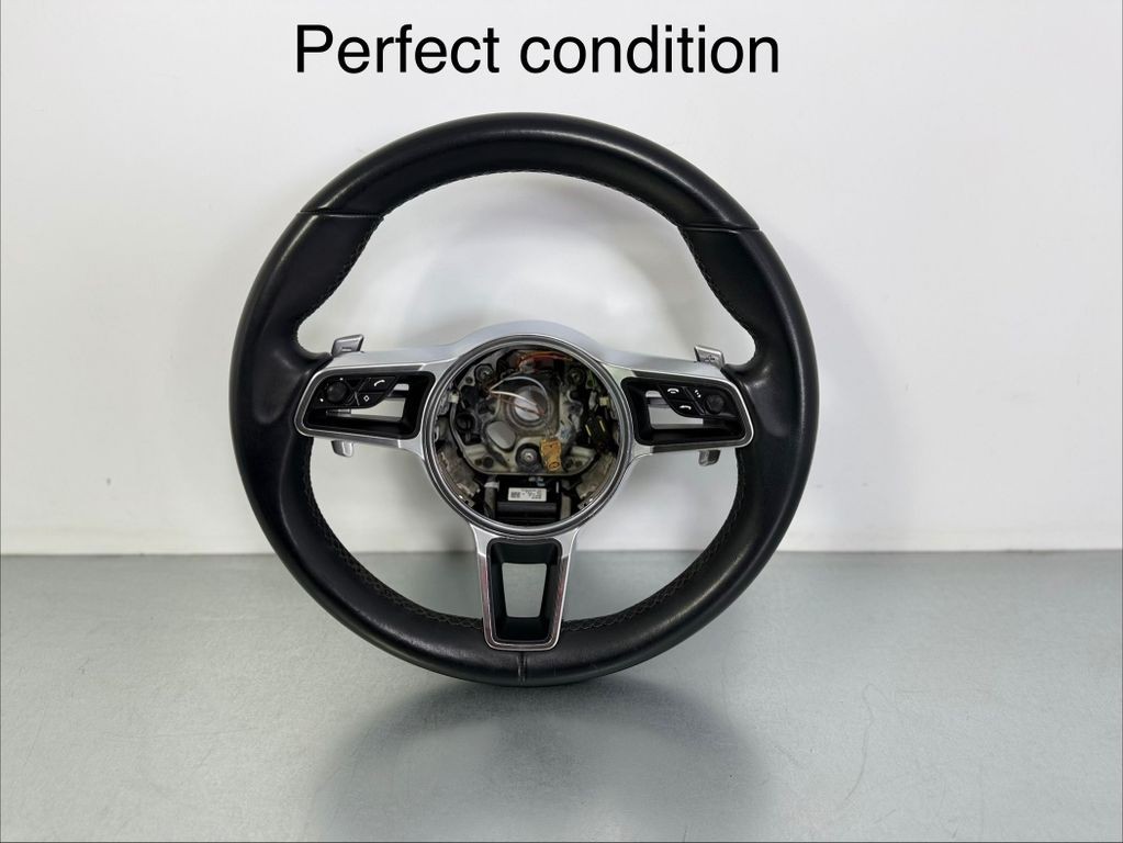 Porsche Macan 95B Steering Wheel