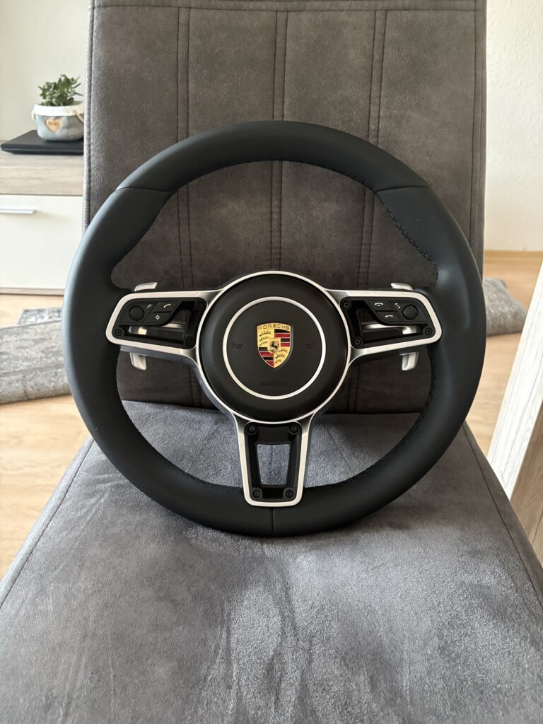 Porsche 911 / Macan / Panamera / Cayenne Steering Wheel