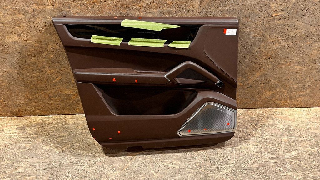 Porsche Cayenne 9Y0 / 9Y3 Rear Door Panel