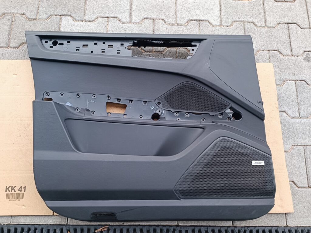 Porsche Cayenne 9Y0 / 9YA Front Left Door Panel Black OEM 9Y0867107AJA11