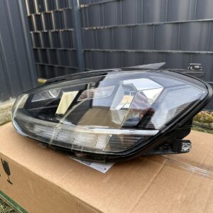 Volkswagen Golf VII Front Left / Right LED Headlight Set