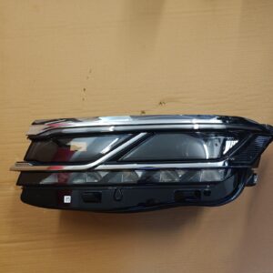 Volkswagen Touareg CR7 Front Left Matrix LED Headlight OEM 761941081