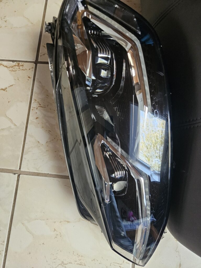 Volkswagen Golf VII Front Left LED Headlight OEM 5G1941081