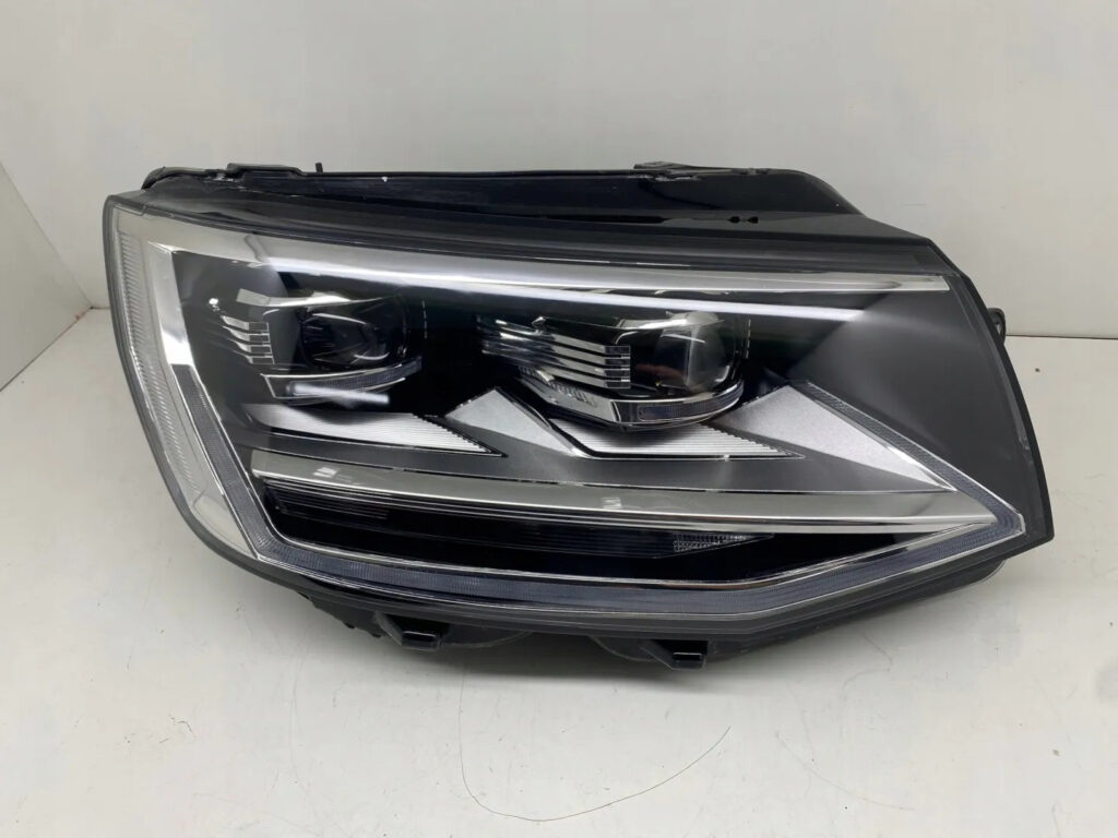 Volkswagen Transporter T6 Front Right LED Headlight Black OEM 7E1941774