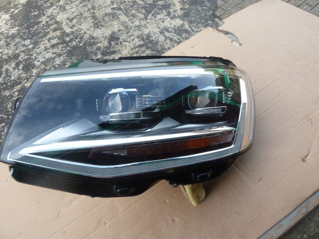 Volkswagen Multivan T6 Front Left LED Headlight Black OEM 7E1941773