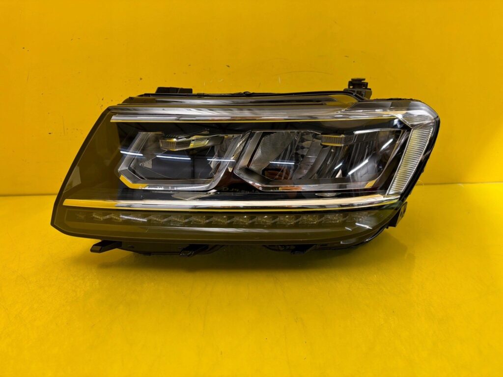 Volkswagen Tiguan II Front Left LED Headlight Black OEM 5NB941035B