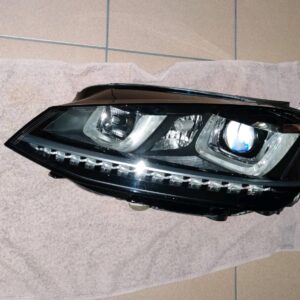 Volkswagen Golf VII Front Left Xenon / LED Headlight OEM 5G1941043E