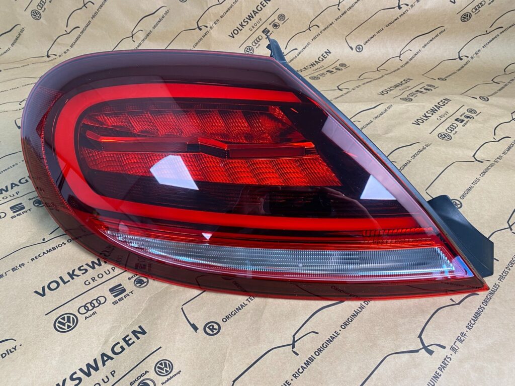 Volkswagen Beetle Cabriolet 5C3 Facelift Rear Left Tail Light OEM 5C3945207B